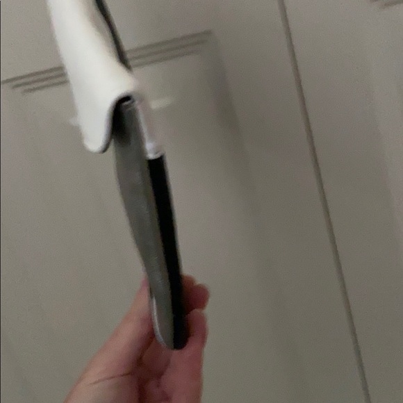 NWT Express envelope wristlet - Picture 8 of 8